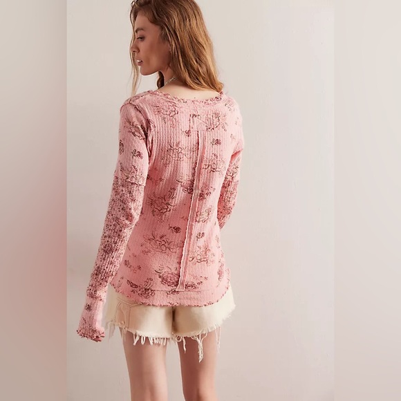 🌻🆕FREE PEOPLE We The Free Clover Printed Thermal-Pink Combo-SIZE Large - Picture 9 of 14